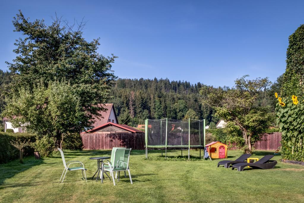 Pension Pod Morskym Okem Karlovice  Buitenkant foto