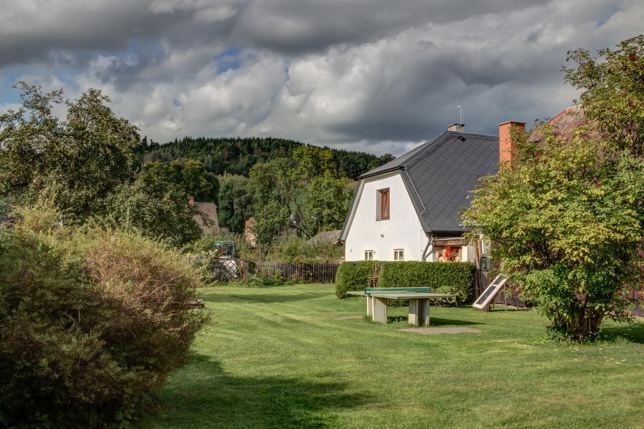 Pension Pod Morskym Okem Karlovice  Buitenkant foto